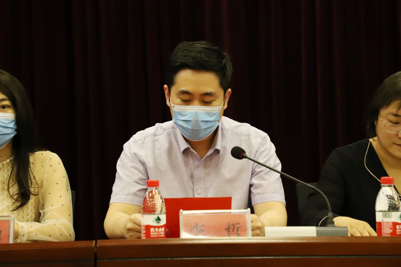 投身公益慈善事业 履行企业社会责任26