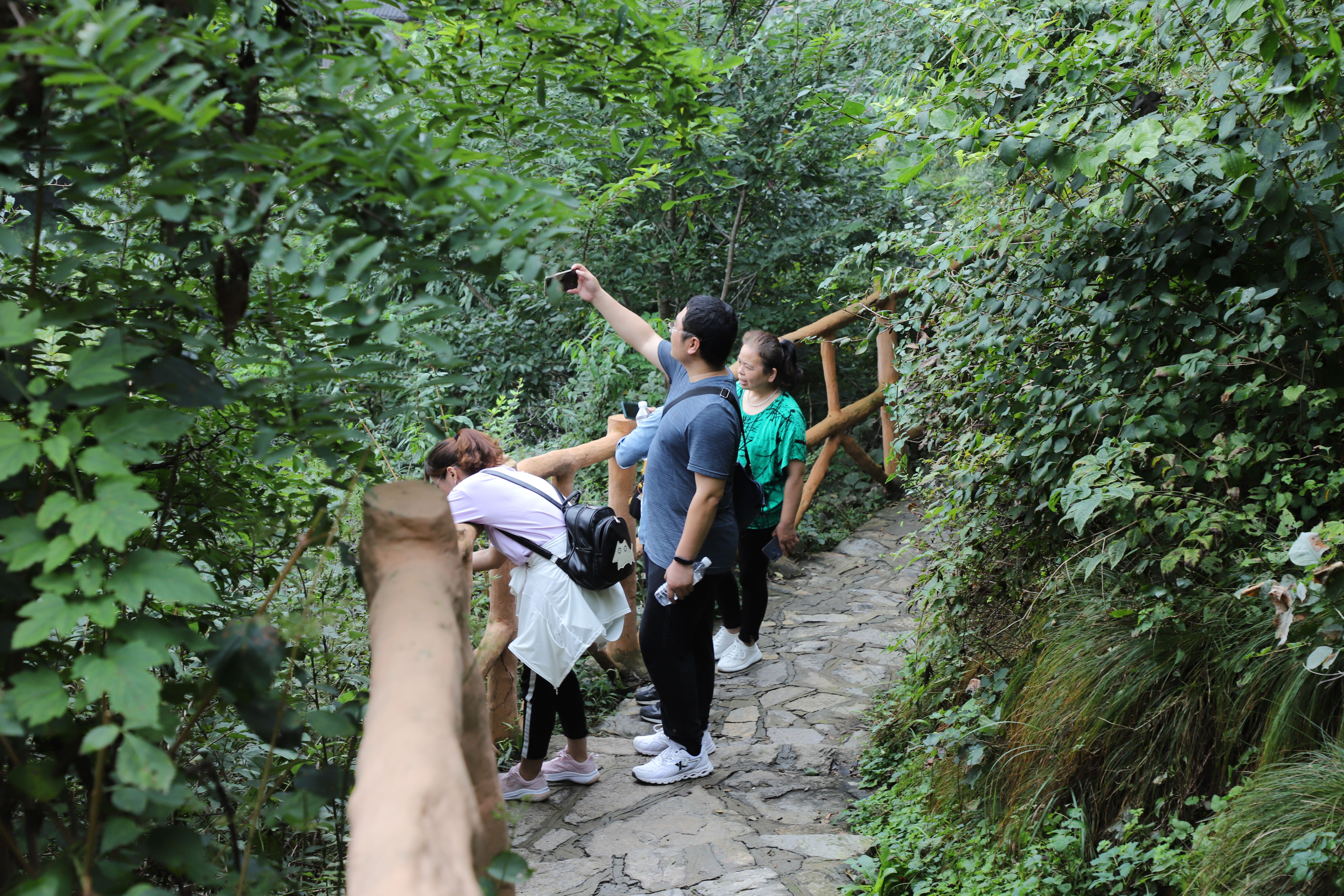 重山光电组织游览齐山团建活动12