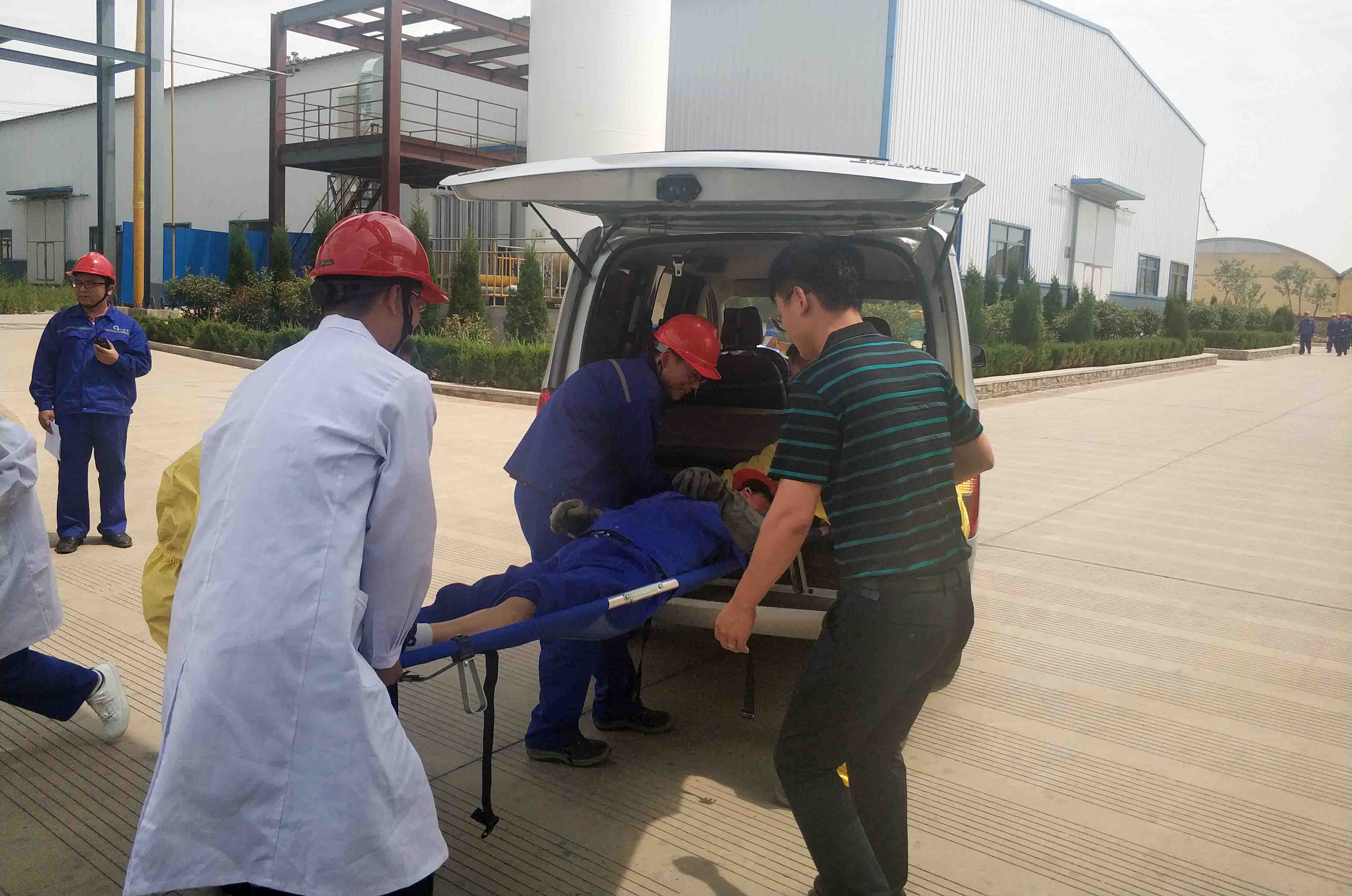 [“安全月”活动系列报道]公司组织开展安全生产应急预案演练活动54