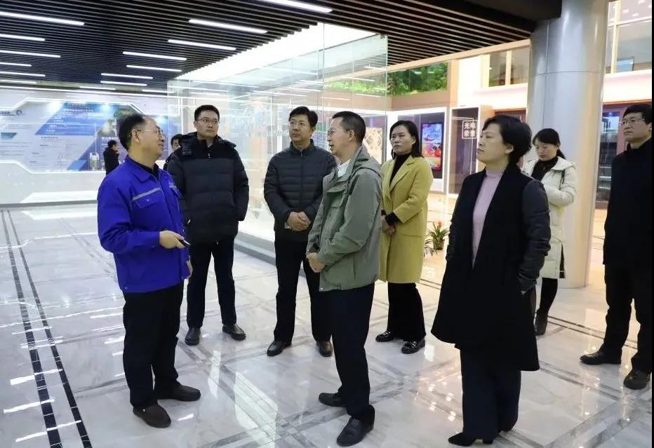 深圳市新材料行业协会会长陈寿到我公司考察73