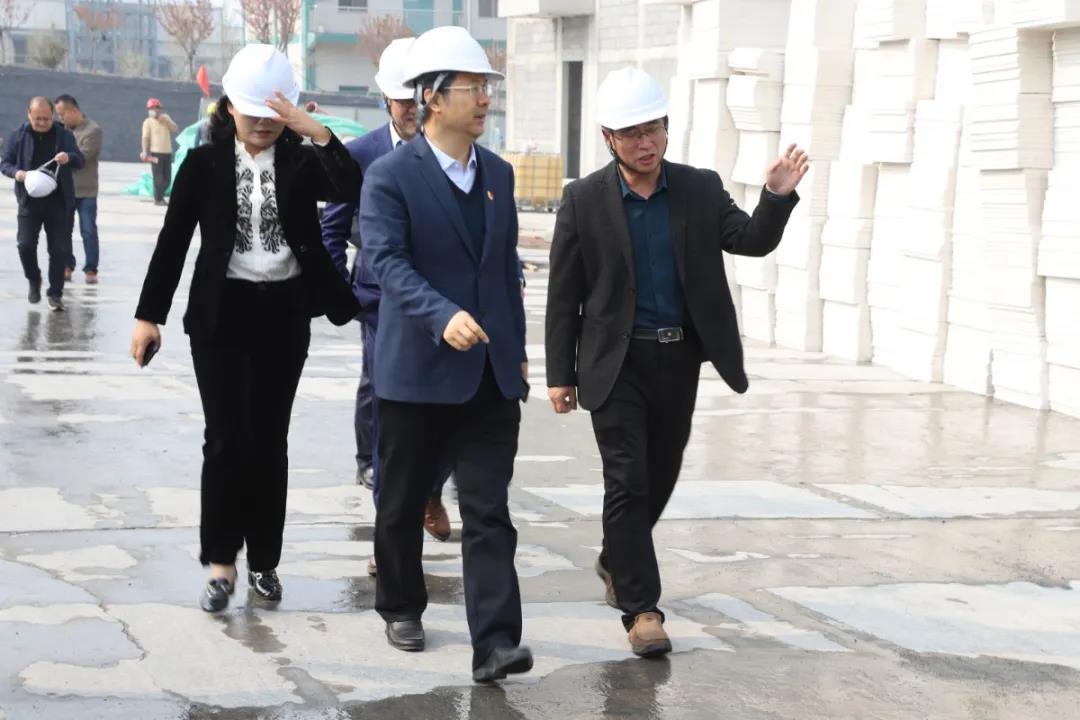 副区长郭亦华到我公司调研64