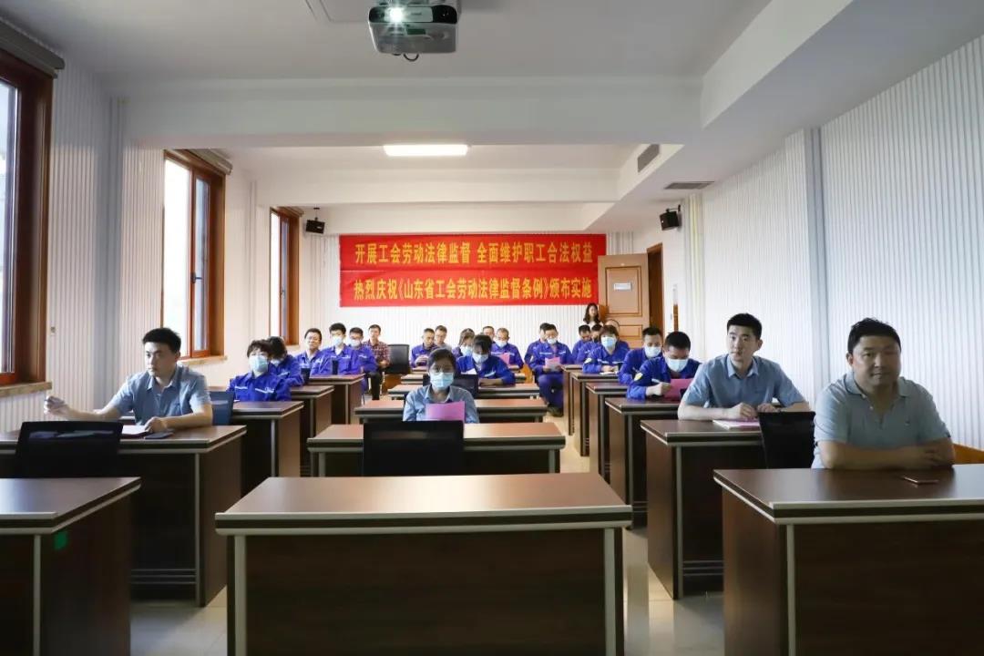 区总工会到我公司开展“送法进企业”活动32