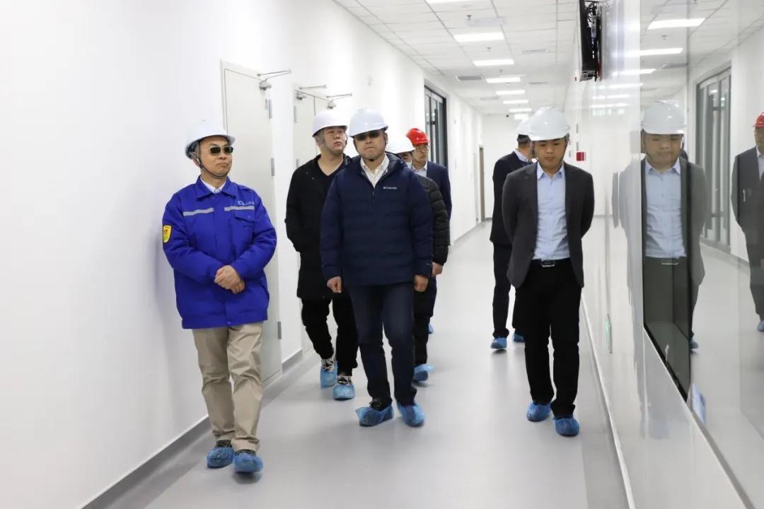 临港经开区招商局到集团参观考察44