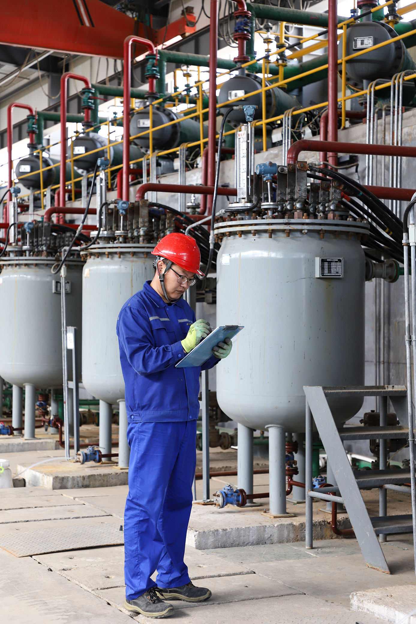 2021年五一劳动模范系列六丨王凯：莹莹之火汇聚万丈光芒