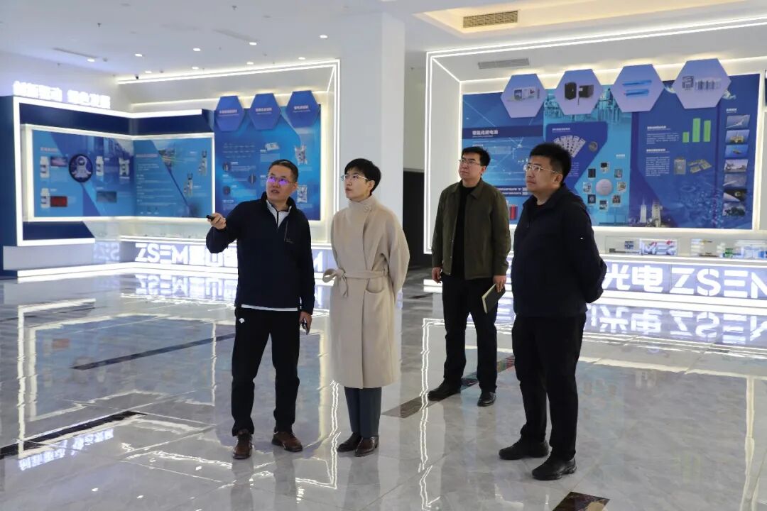 淄川区委常委、副区长王倩雯到我公司调研